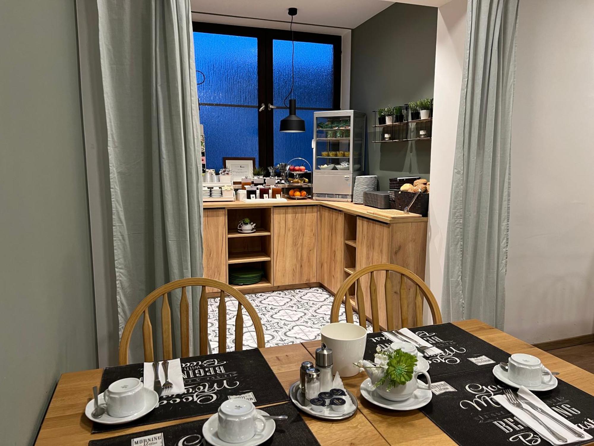 Hotel Bastei 米尔多夫 外观 照片